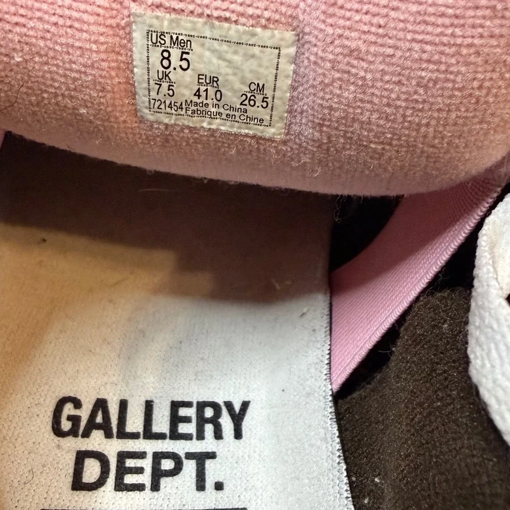 Vans modern gallery